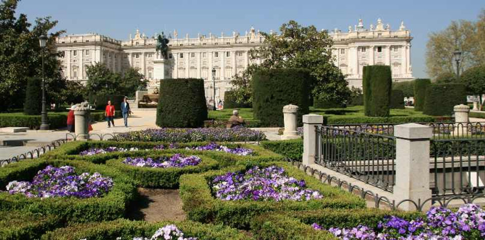 Plaza de Oriente